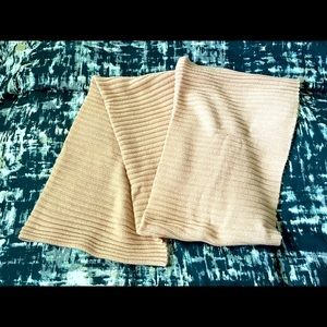 Forever 21 thick ribbed knit scarf